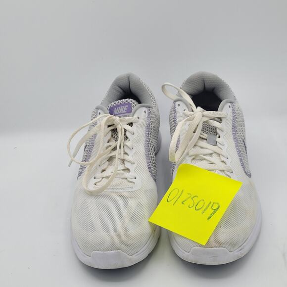 Nike Revolution 3 running white women's size 10 - Picture 8 of 9